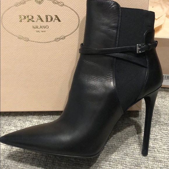 Angle boots - Picture 4 of 5